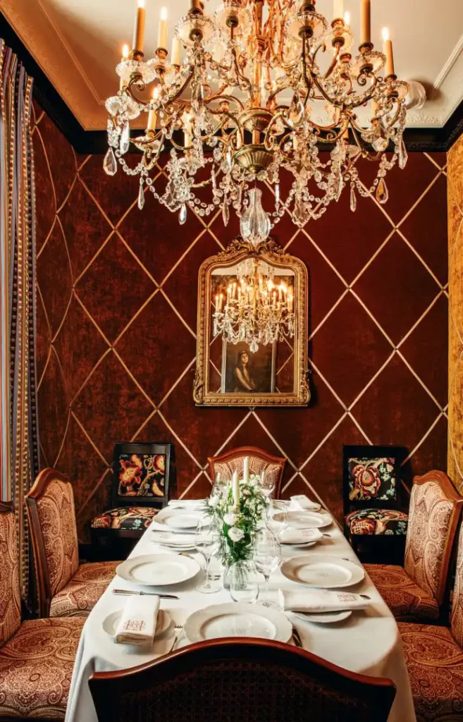 le-president-657x1024